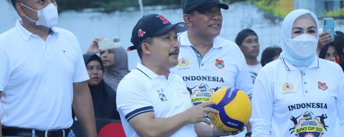 Buka Semi Open Tournament Volleyball “Bupati Cup”, H. Amirudin: Semoga Diperoleh Bibit Unggul untuk Porprov 