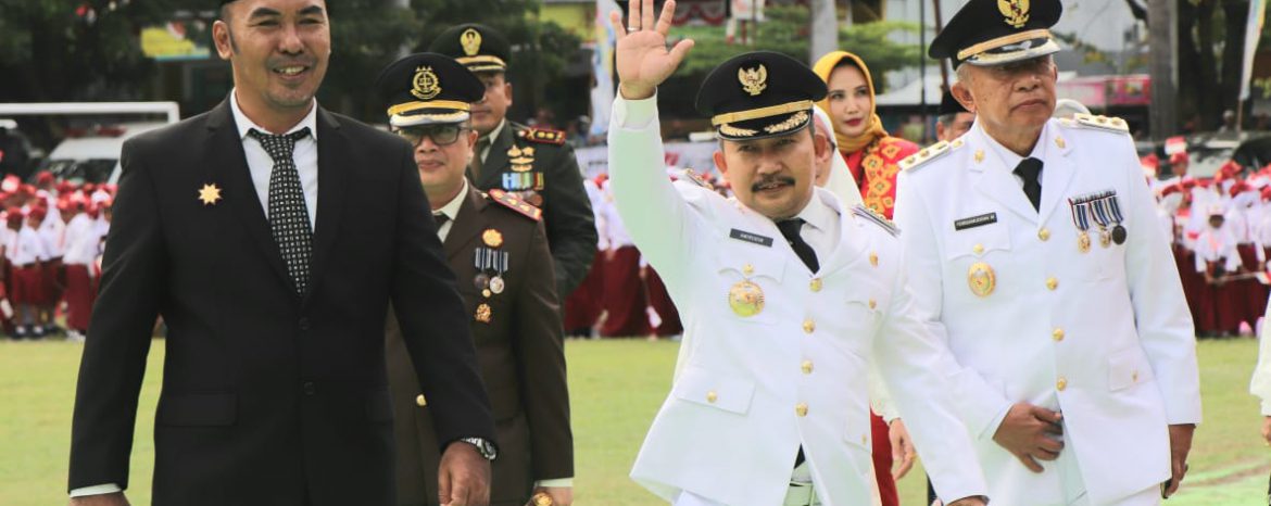 Rangkaian Peringatan HUT Kemerdekaan Indonesia Ke-77, Pemkab Banggai Gelar Upacara Penurunan Bendera