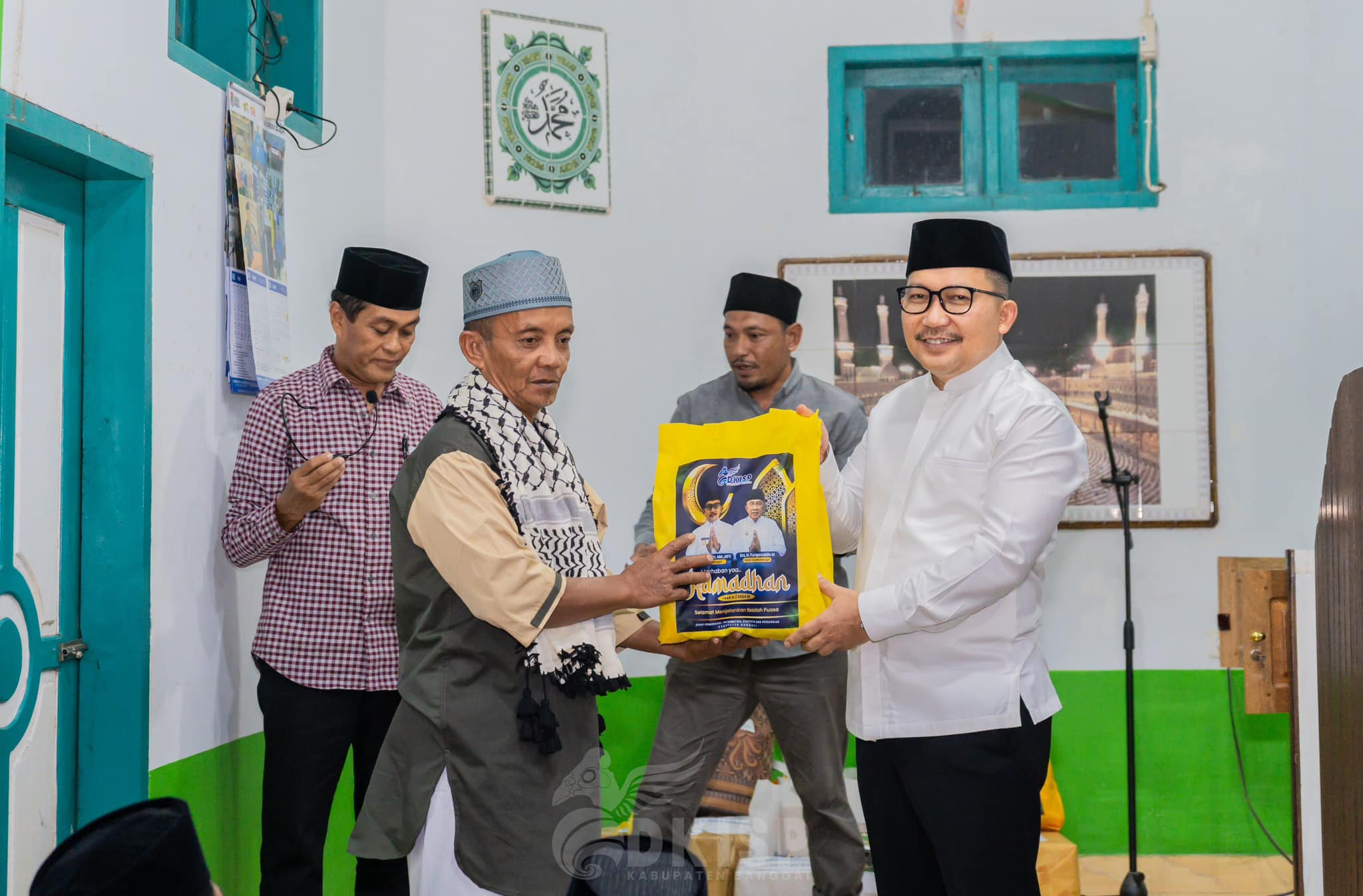 Safari Ramadhan Hari Kedua : Dana Hibah Hampir Rp. 1 Miliar Dialokasikan Untuk Kecamatan Pagimana.